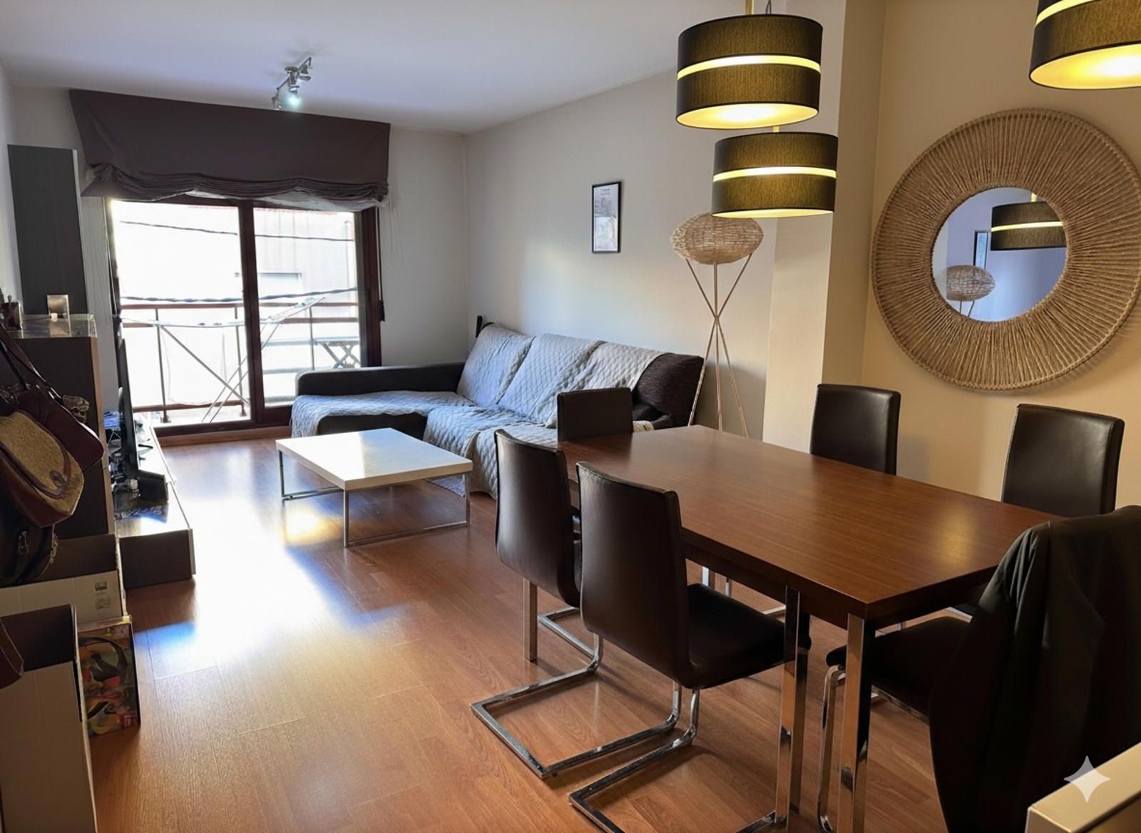 Piso en venta en Calle del Arquitecto Ros, Hospital - Plaza del Real, Centro