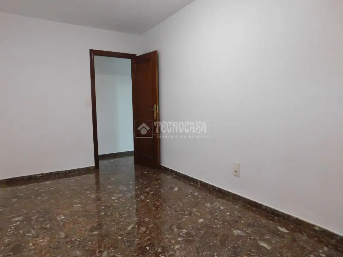 Flat for sale in Zaragoza  with Air Conditioner, Heating and Terrace