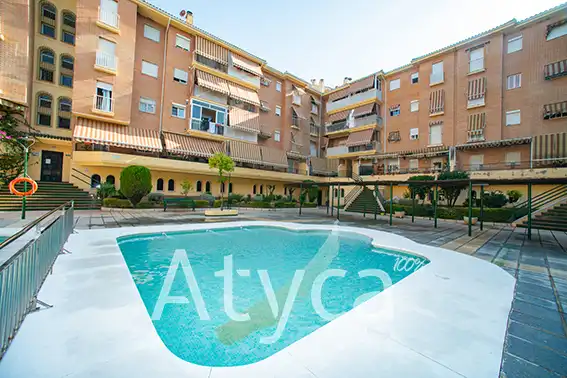 Planta baja de alquiler en Calle del Deporte, 2, Poniente-Norte - Miralbaida - Parque Azahara