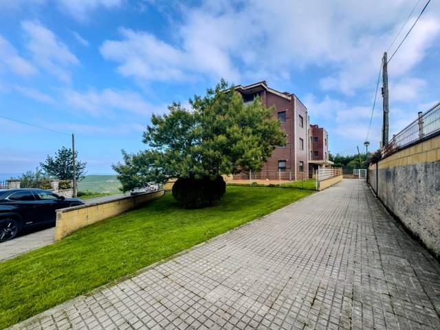 Piso en Venta en  CARRAL en Suances