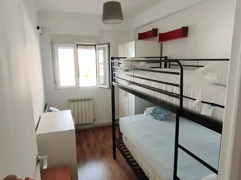 Schlafzimmer von Wohnung zum Verkauf in  Madrid Capital mit Klimaanlage, Terrasse und Balkon