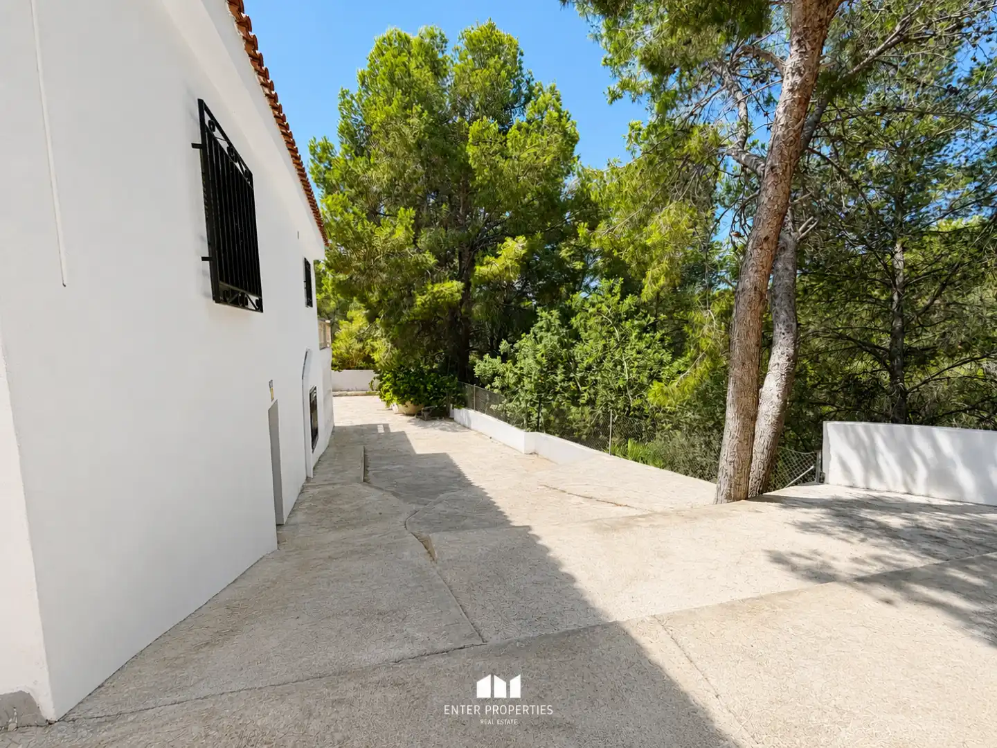 Vista exterior de Casa o chalet en venta en Olocau con Aire acondicionado, Calefacción y Terraza