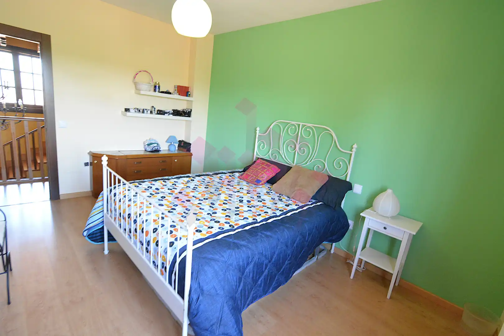 Dormitori de Casa o xalet en venda en Ciudad Real amb Aire condicionat, Calefacció i Jardí privat