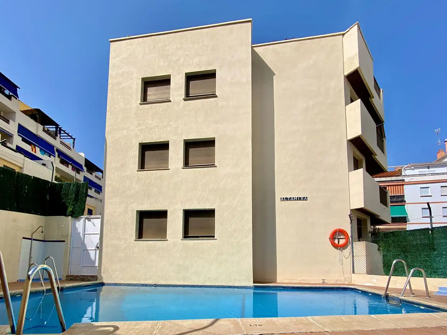 Exterior view of Apartments for sale in Almuñécar  with Terrace, Furnished and Community pool