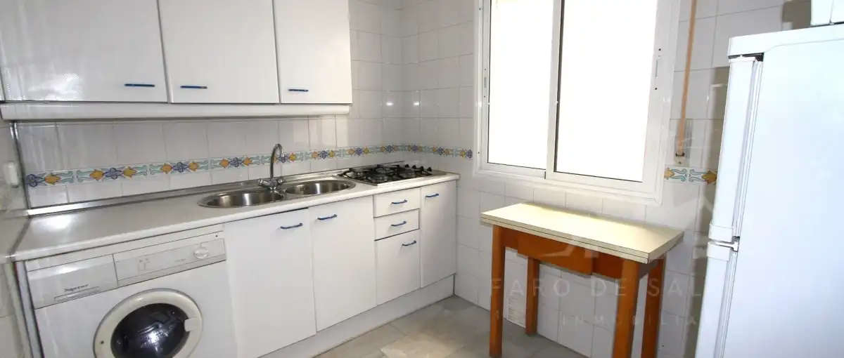 Cuina de Pis en venda en Chipiona amb Moblat