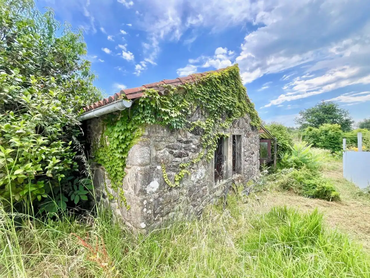 Exterior view of Houses for sale in Tomiño  with Private garden and Swimming Pool
