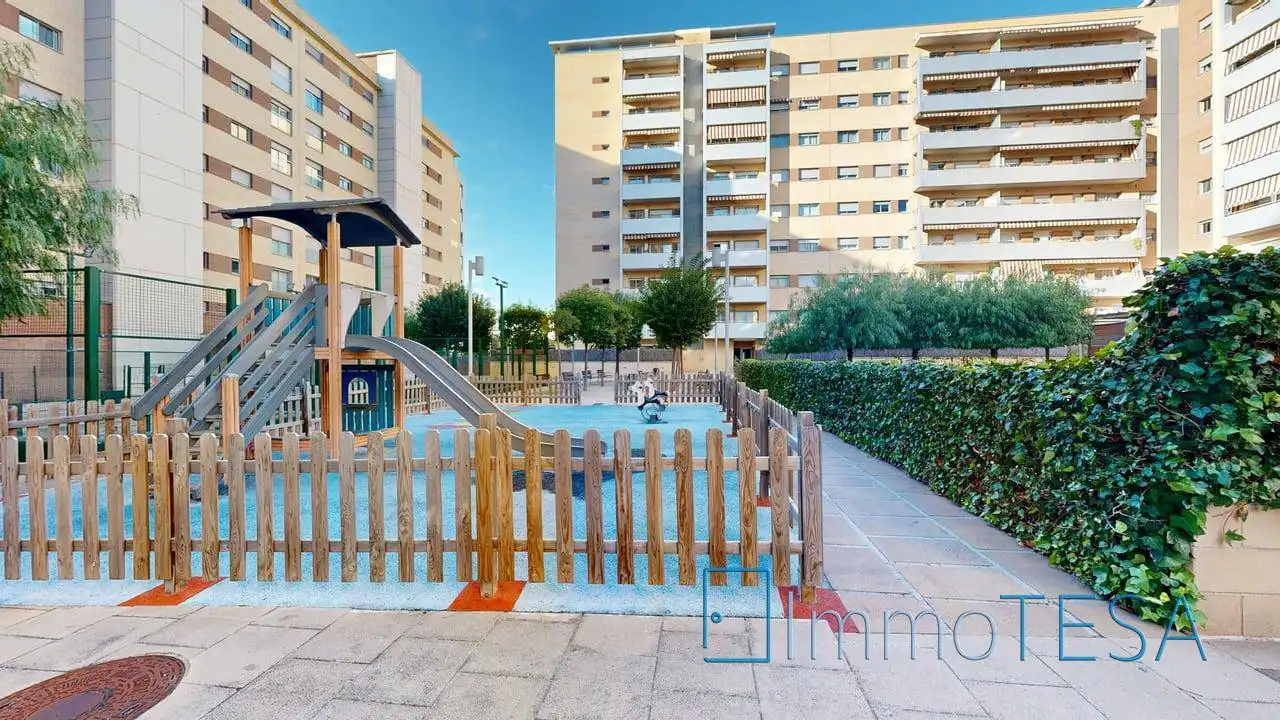 Exterior view of Flat for sale in Barberà del Vallès  with Air Conditioner, Heating and Parquet flooring