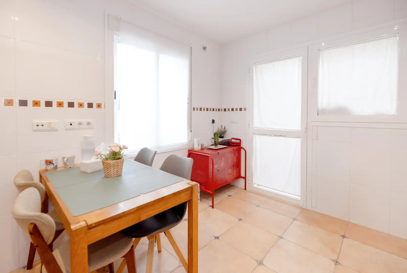 Kitchen of Detached homes for sale in Marbella  with Air Conditioner, Heating and Private garden
