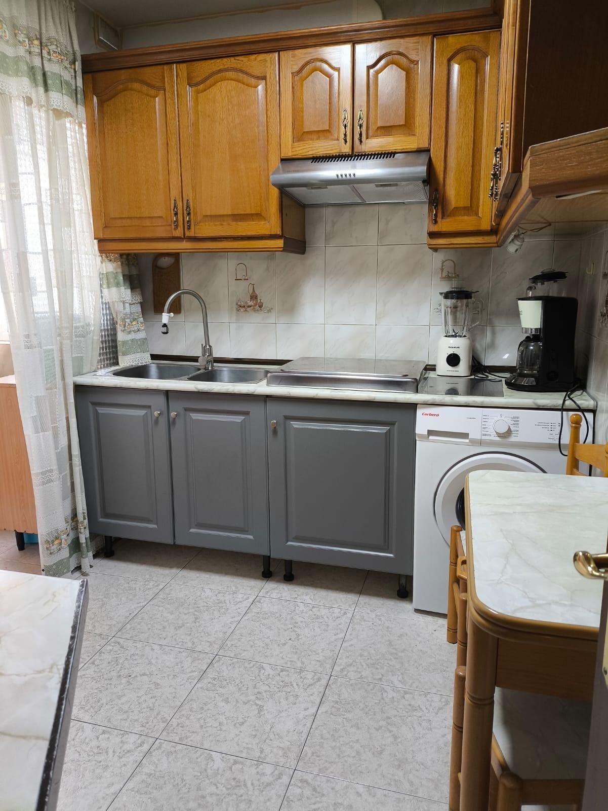 Kitchen of Flat for sale in Fuenlabrada  with Heating, Terrace and Furnished