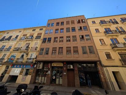 Vista exterior de Pis en venda en  Valencia Capital amb Terrassa i Balcó