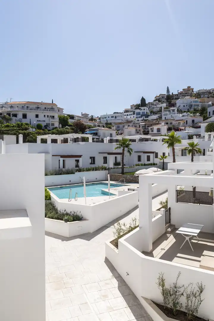 Außenansicht von Maisonette zum Verkauf in Nerja mit Terrasse