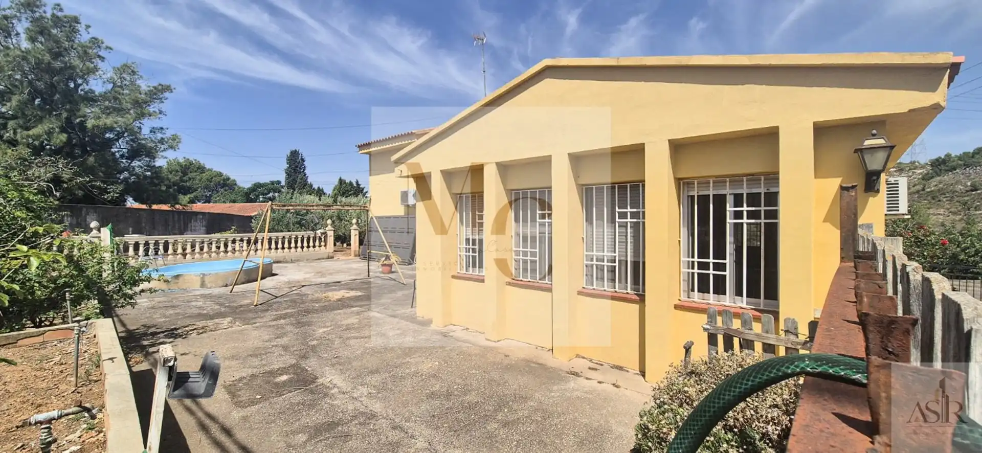 Vista exterior de Casa o xalet en venda en Benifaió amb Terrassa, Traster i Piscina