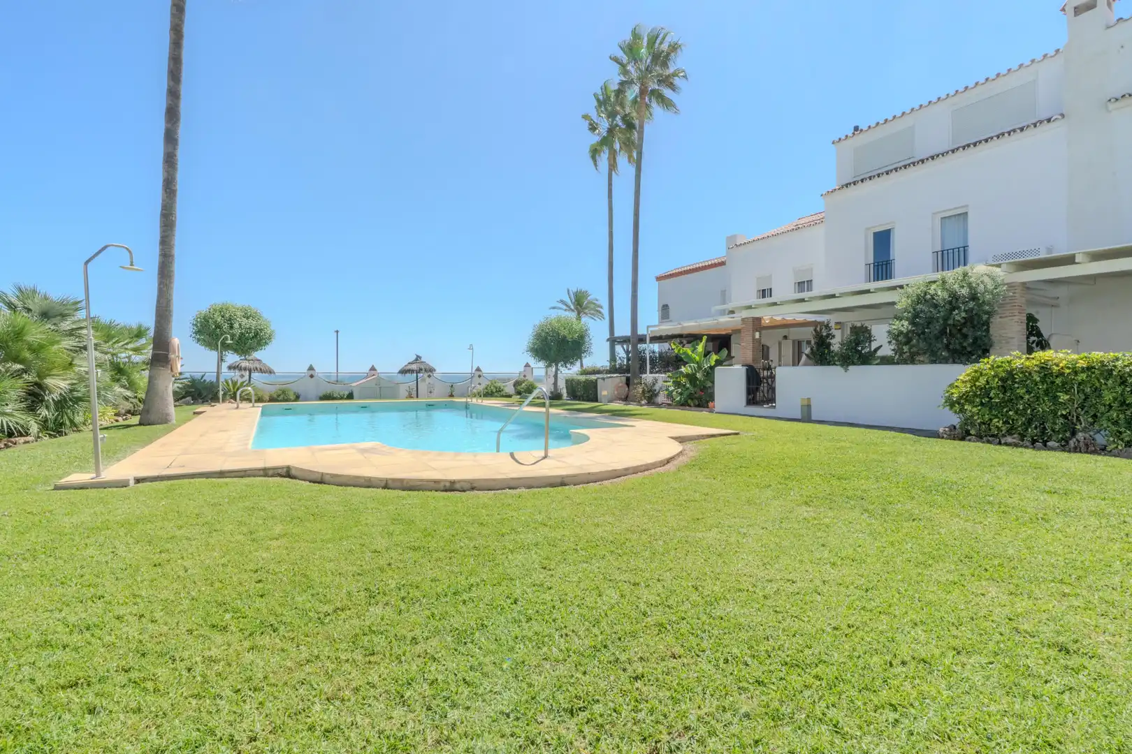 Adosado con piscina en alquiler en Marina de Casares, imagen 43
