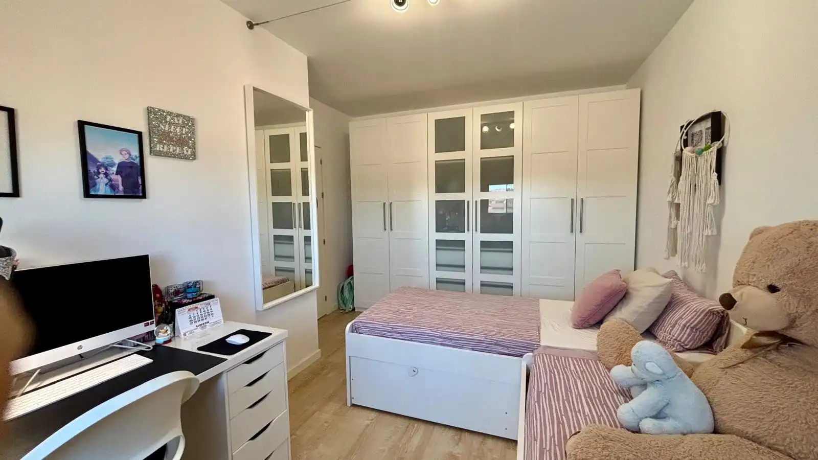 Habitación de Casa adosada en venta en Torre-Pacheco con Aire acondicionado, Calefacción y Terraza