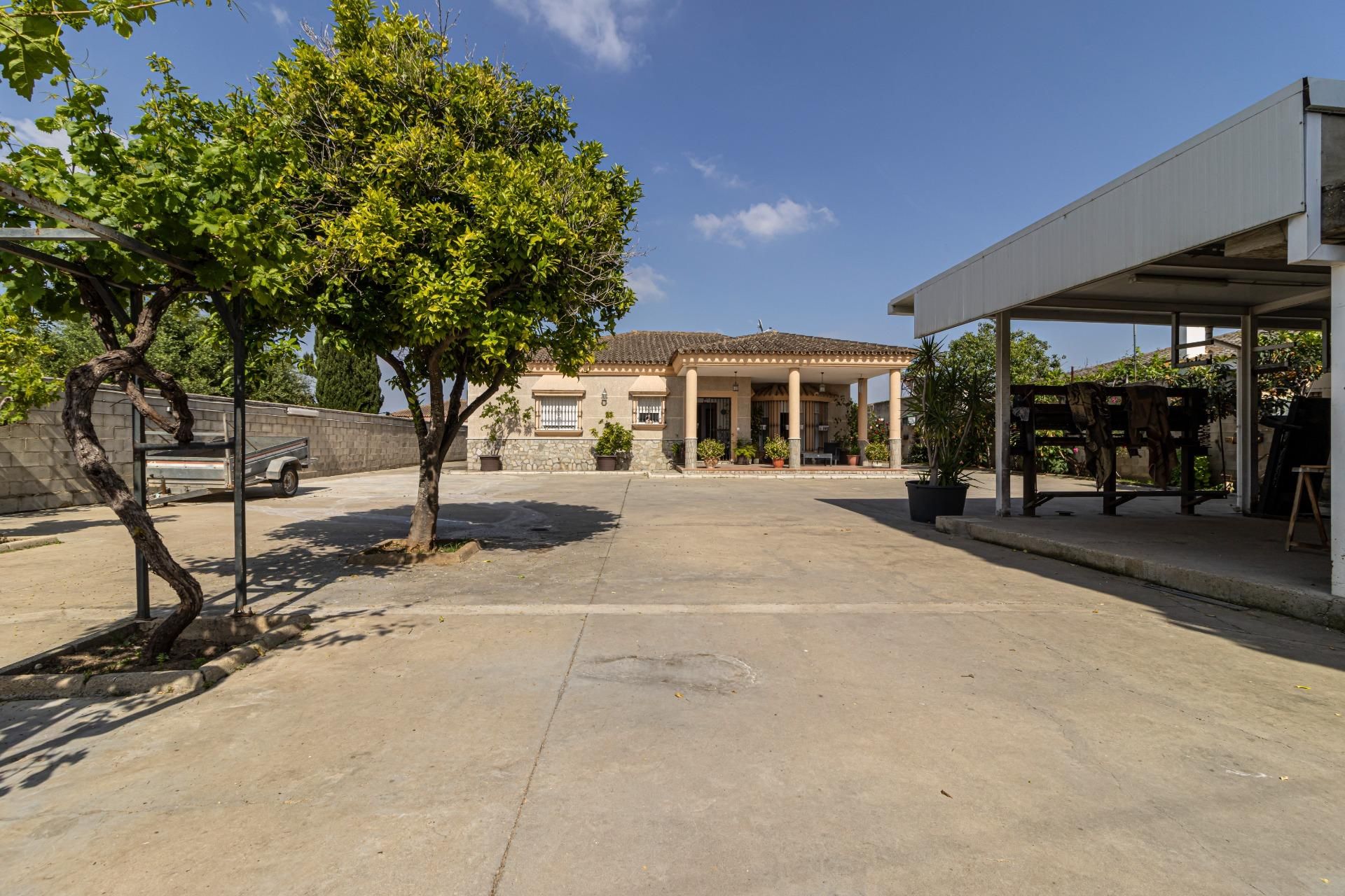 Exterior view of House or chalet for sale in Jerez de la Frontera