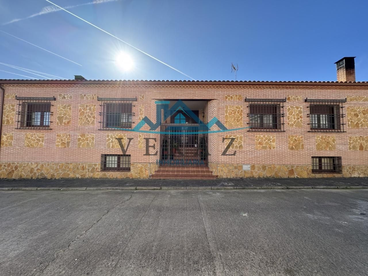 Vista exterior de Casa o chalet en venta en La Pueblanueva con Aire acondicionado, Calefacción y Jardín privado