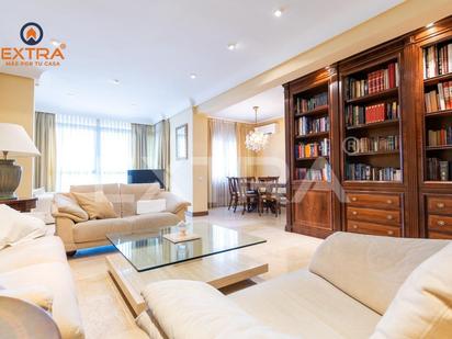 Living room of Flat for sale in  Madrid Capital  with Air Conditioner