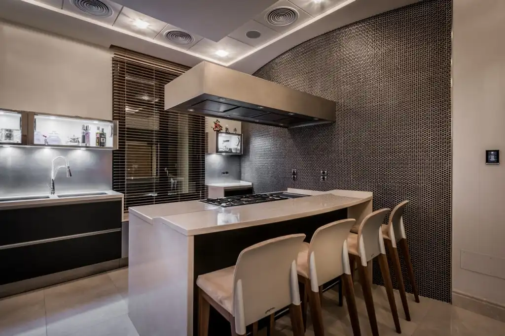 Chalet con piscina en venta en Milla de Oro, imagen 2