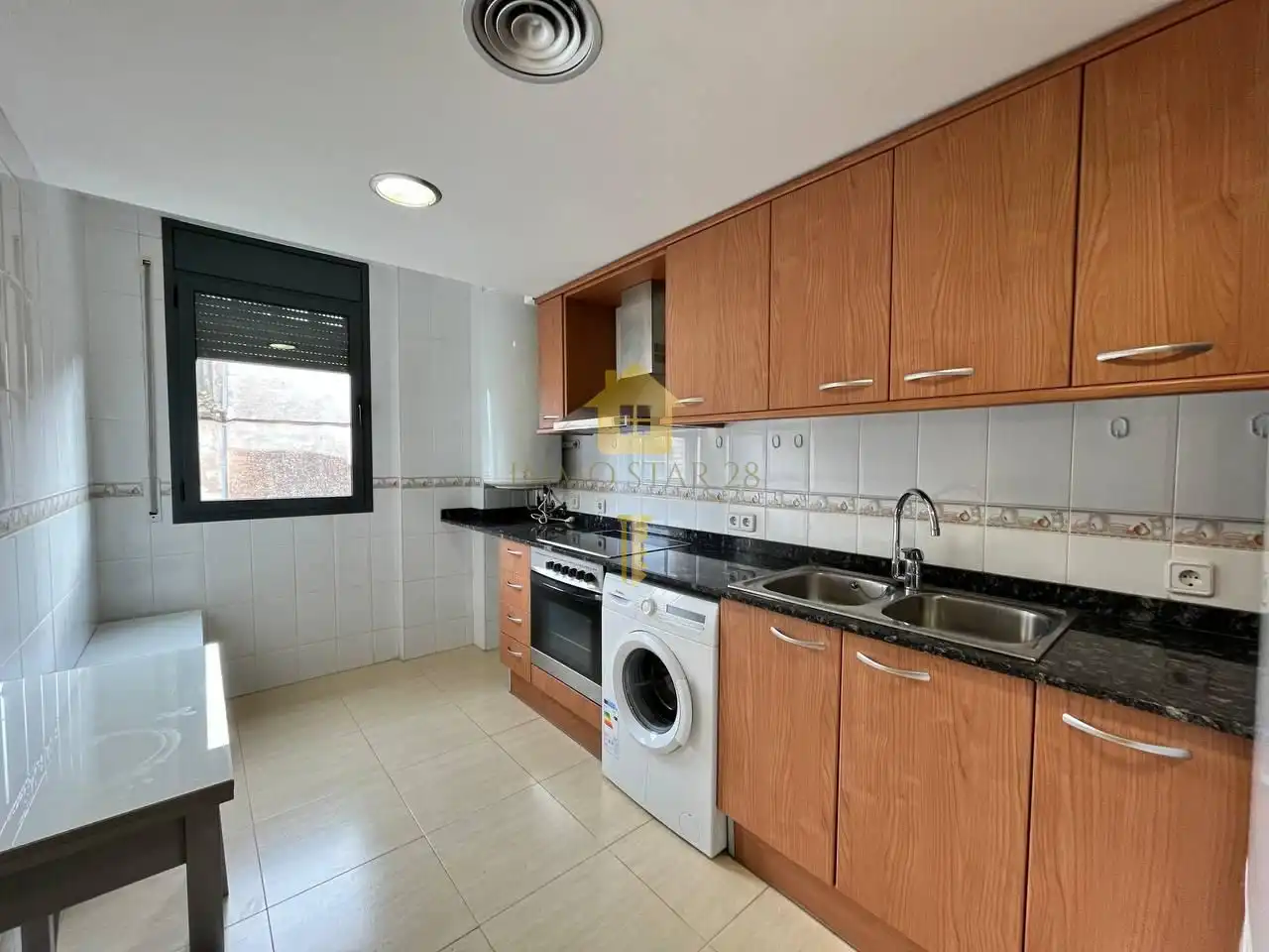 Cocina de Piso en venta en Sant Pere Pescador con Aire acondicionado, Amueblado y Balcón