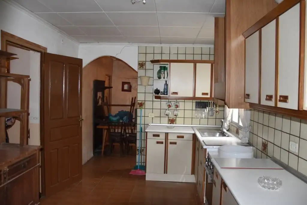 Cocina de Casa adosada en venta en Valjunquera con Terraza, Trastero y Amueblado