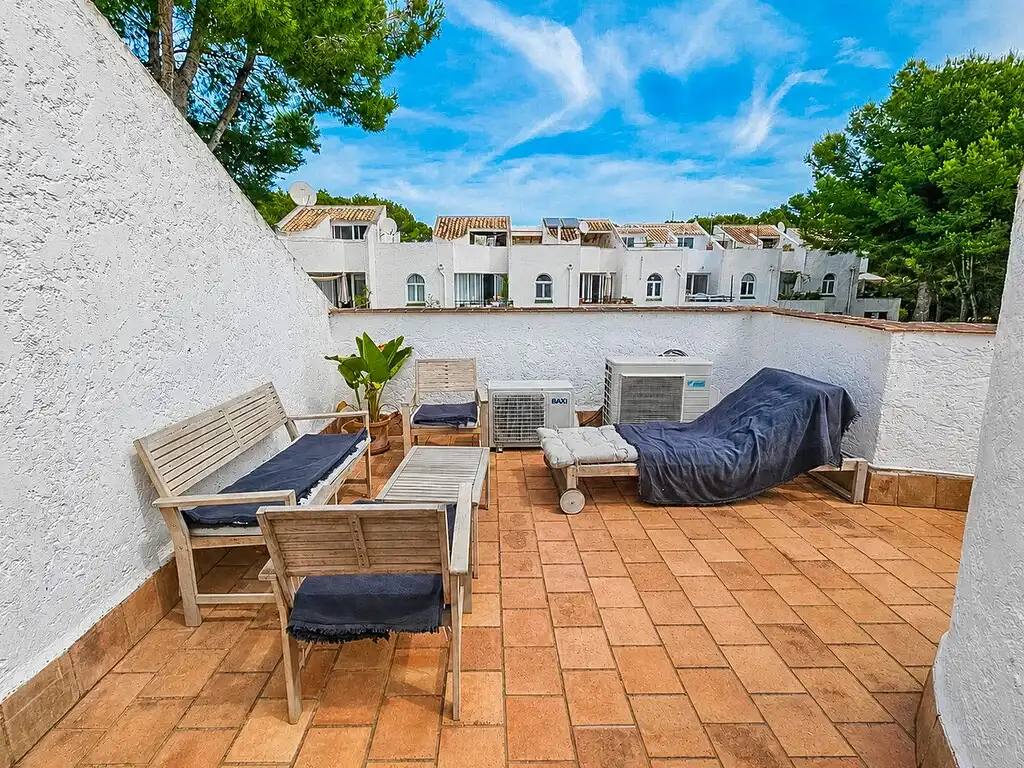 Terrace of Detached homes for sale in Calvià  with Air Conditioner and Community pool