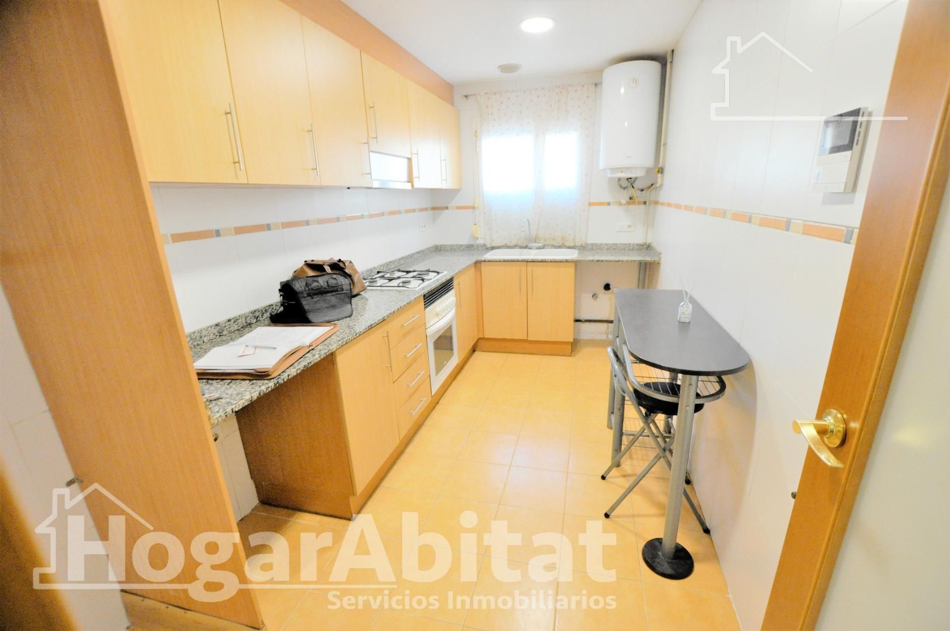 Kitchen of Flat for sale in Xirivella  with Air Conditioner and Storage room