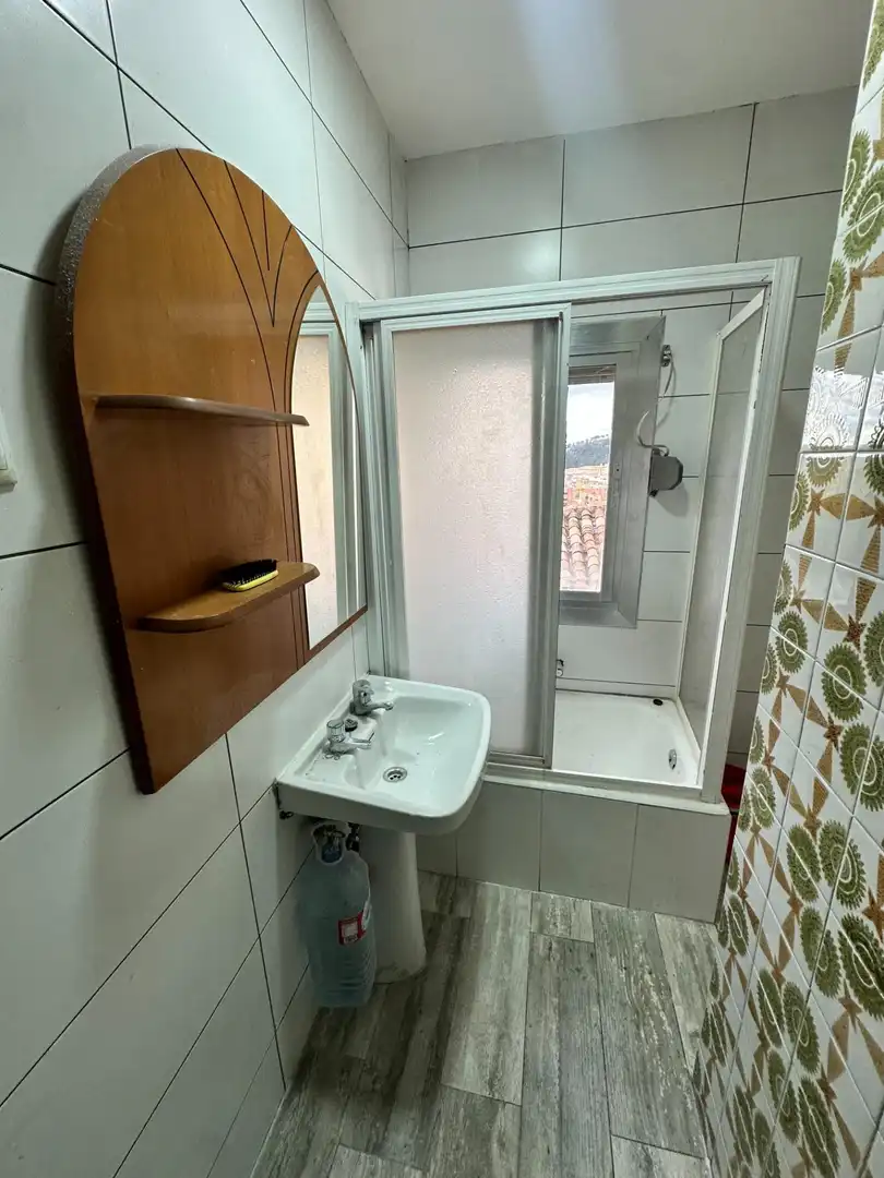 Baño de Piso en venta en Cuenca con Calefacción