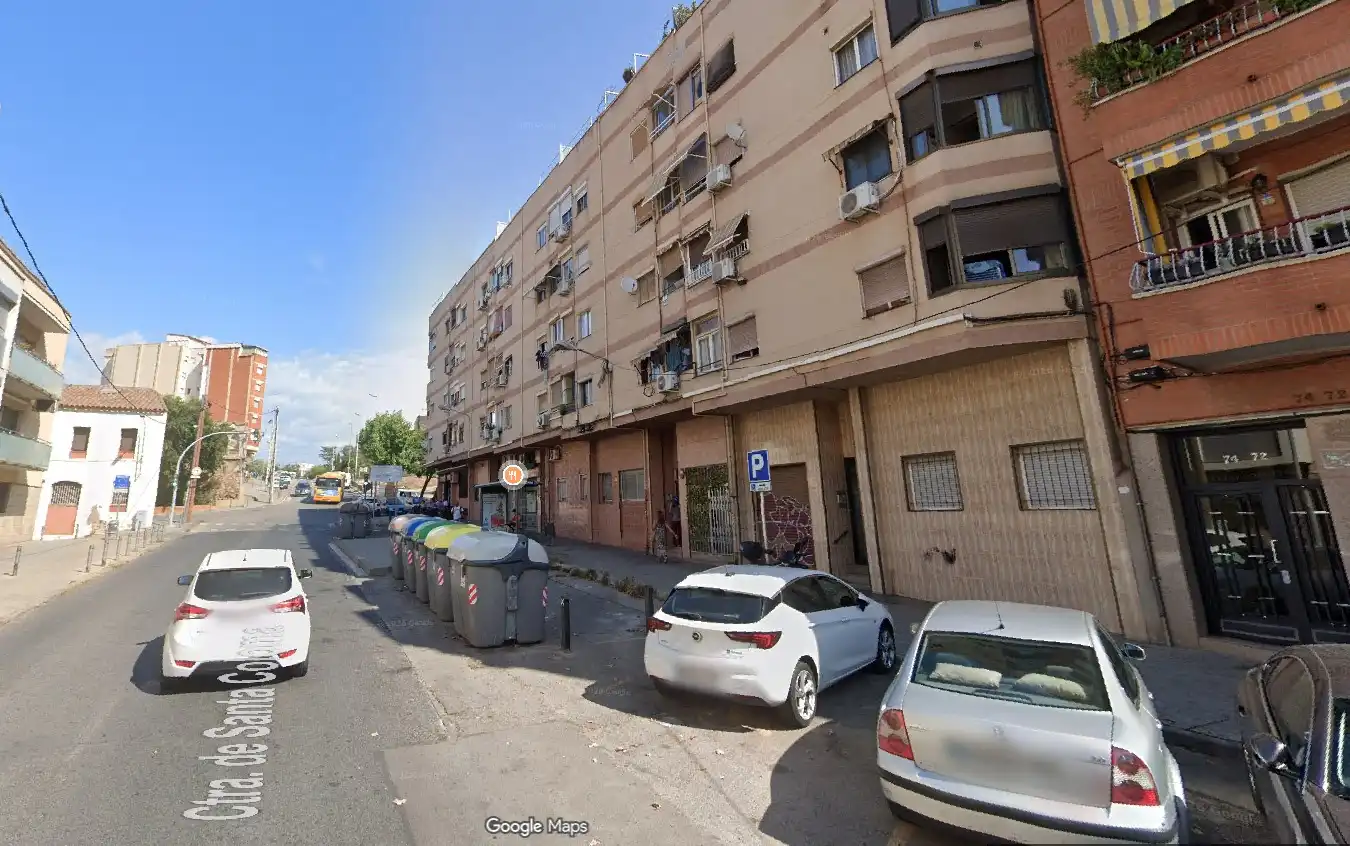 Vista exterior de Planta baixa en venda en Artigues - Llefià