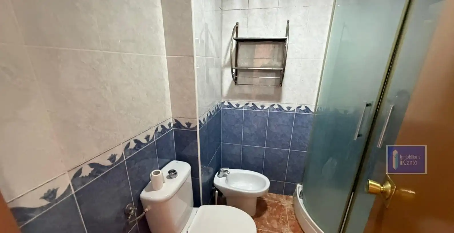 Baño de Piso en venta en Alcoy / Alcoi