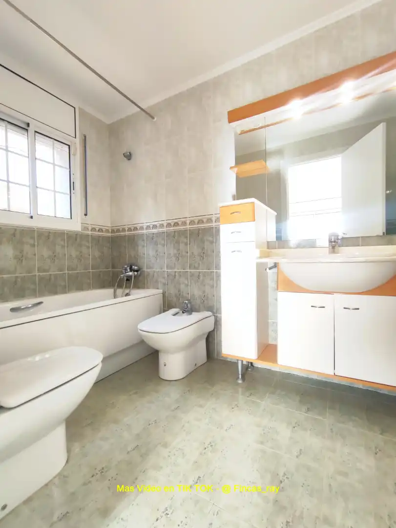 Baño de Casa o chalet en venta en Bigues i Riells del Fai con Calefacción, Jardín privado y Terraza