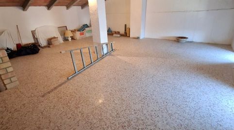 Foto 2 de Casa adosada en venta en Jabalquinto, Jaén