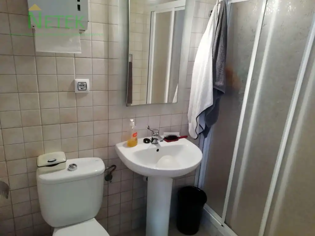 Commercial properties for sale in Calle Sierra Morena, 10, San Andrés - San Antolín