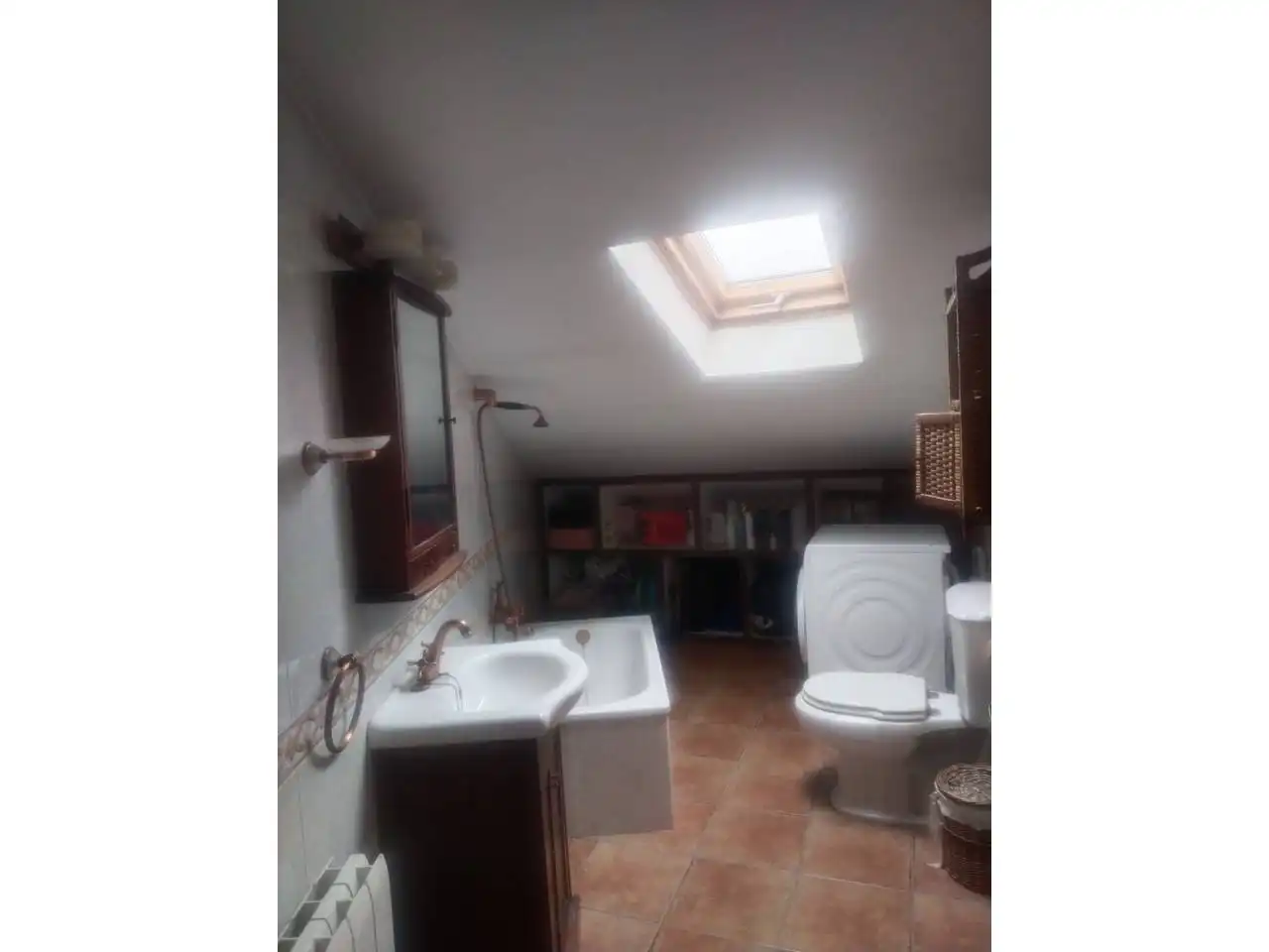 Bathroom of Houses for sale in Manzanares  with Air Conditioner, Heating and Terrace