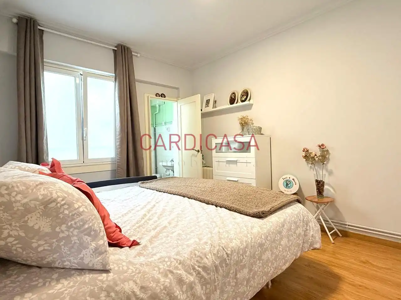 Habitación de Piso en venta en Vigo  con Calefacción y Parquet