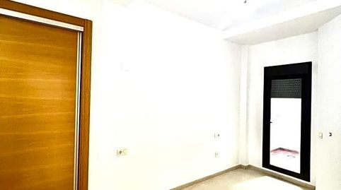 Foto 2 de Planta baja de alquiler en Maestra Virgilia Moril Briz, Alginet, Valencia