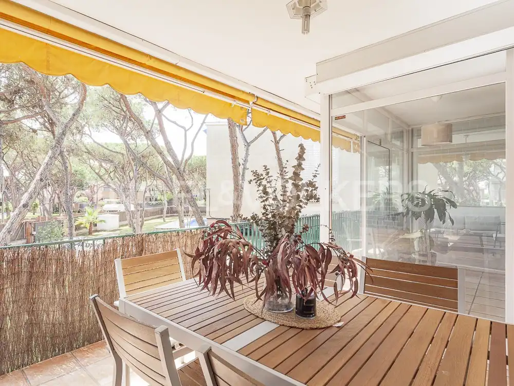 Terrace of Flat for rent in Gavà  with Air Conditioner, Heating and Private garden