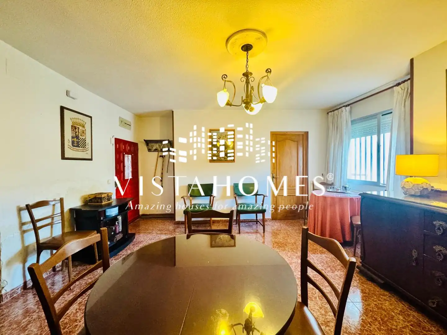 Sala de estar de Casa adosada en venta en Chinchón con Calefacción, Jardín privado y Terraza