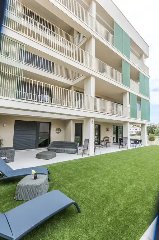 Terraza de Apartamento de alquiler en Dénia con Aire acondicionado, Jardín privado y Terraza