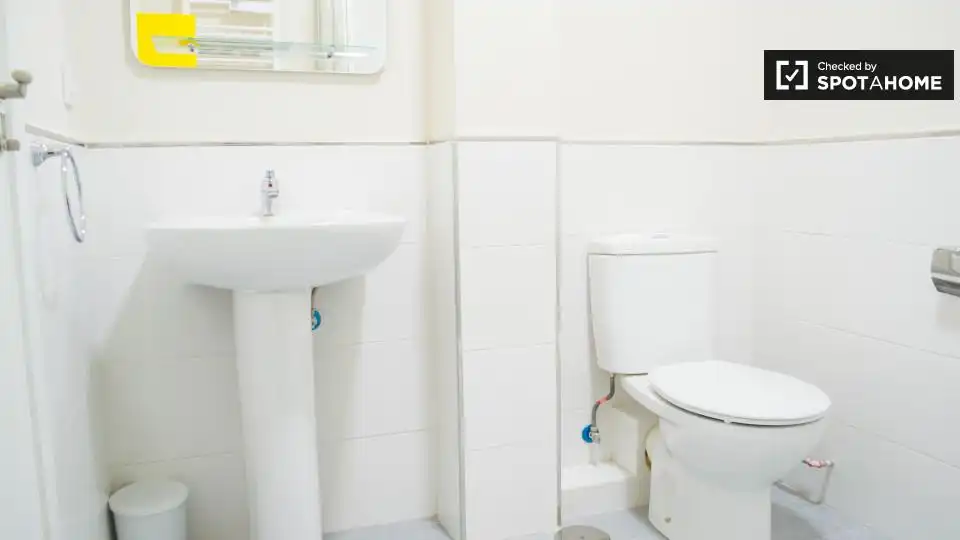 Flat for rent in Ciudad Jardín