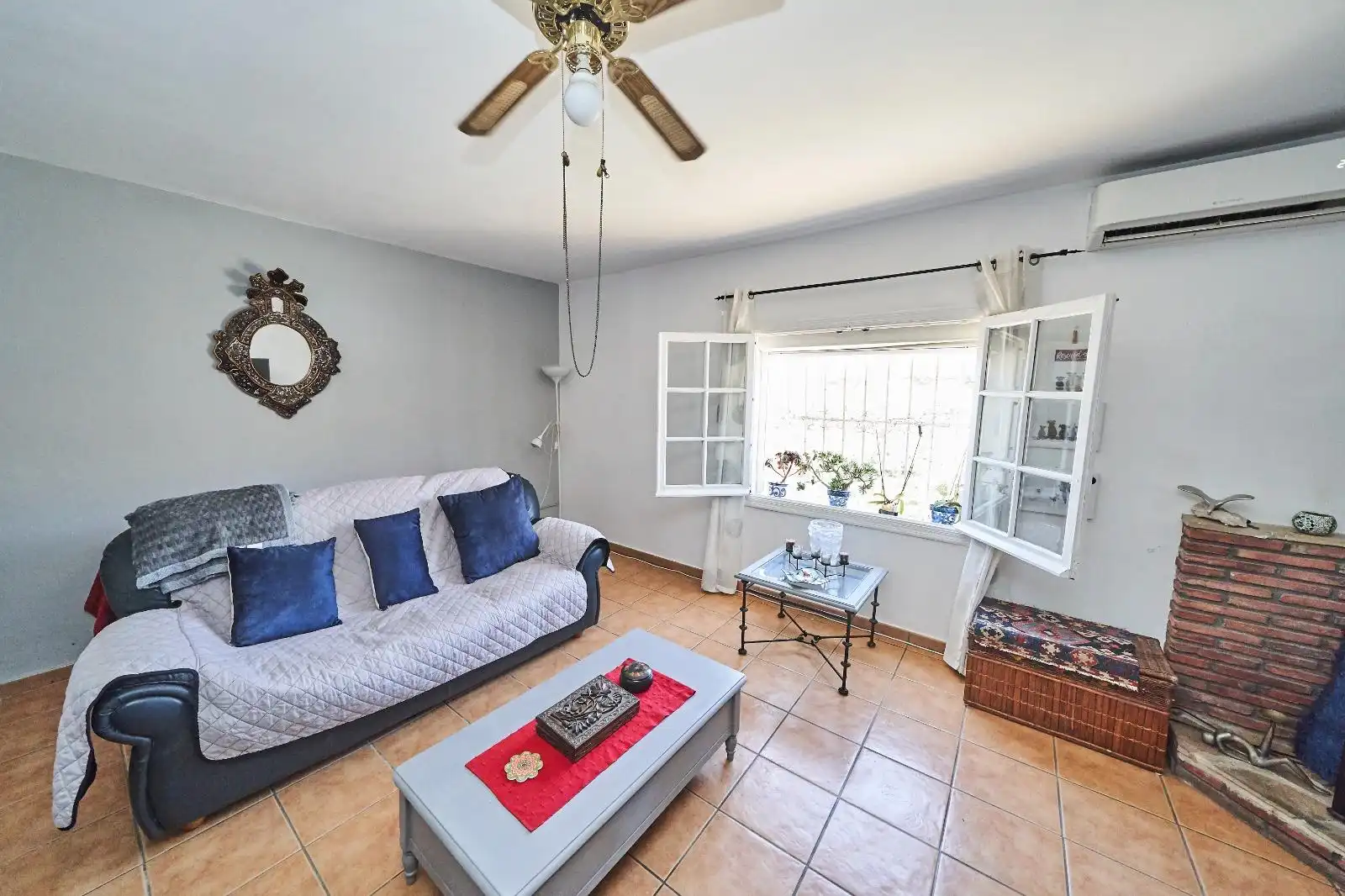 Living room of Houses for sale in Torrox  with Air Conditioner, Private garden and Terrace