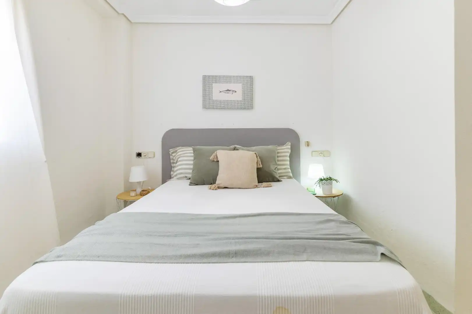 Habitación de Apartamento en venta en Valencia con Jardín privado y Piscina comunitaria