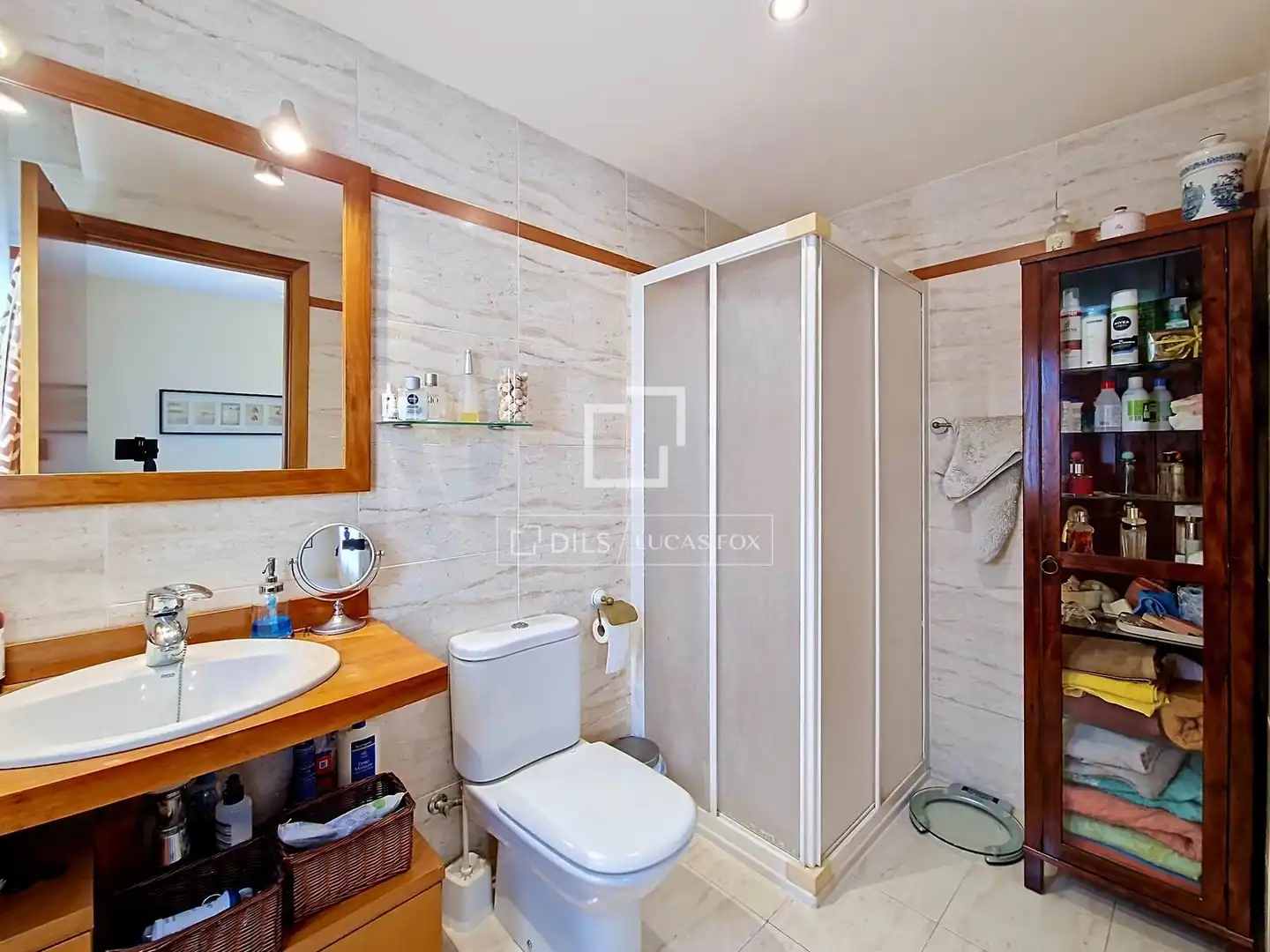 Badezimmer von Haus oder Chalet zum Verkauf in Cubelles mit Klimaanlage, Heizung und Privatgarten