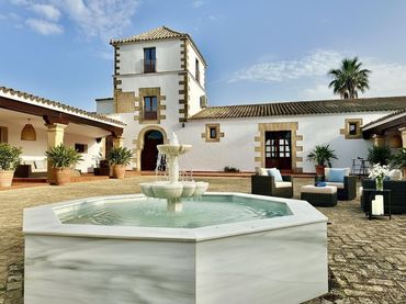 Villa con piscina in vendita a carretera casino 4