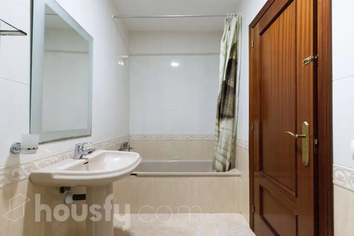 House with terrace for sale in CL De les Gardenies ., imagen 26