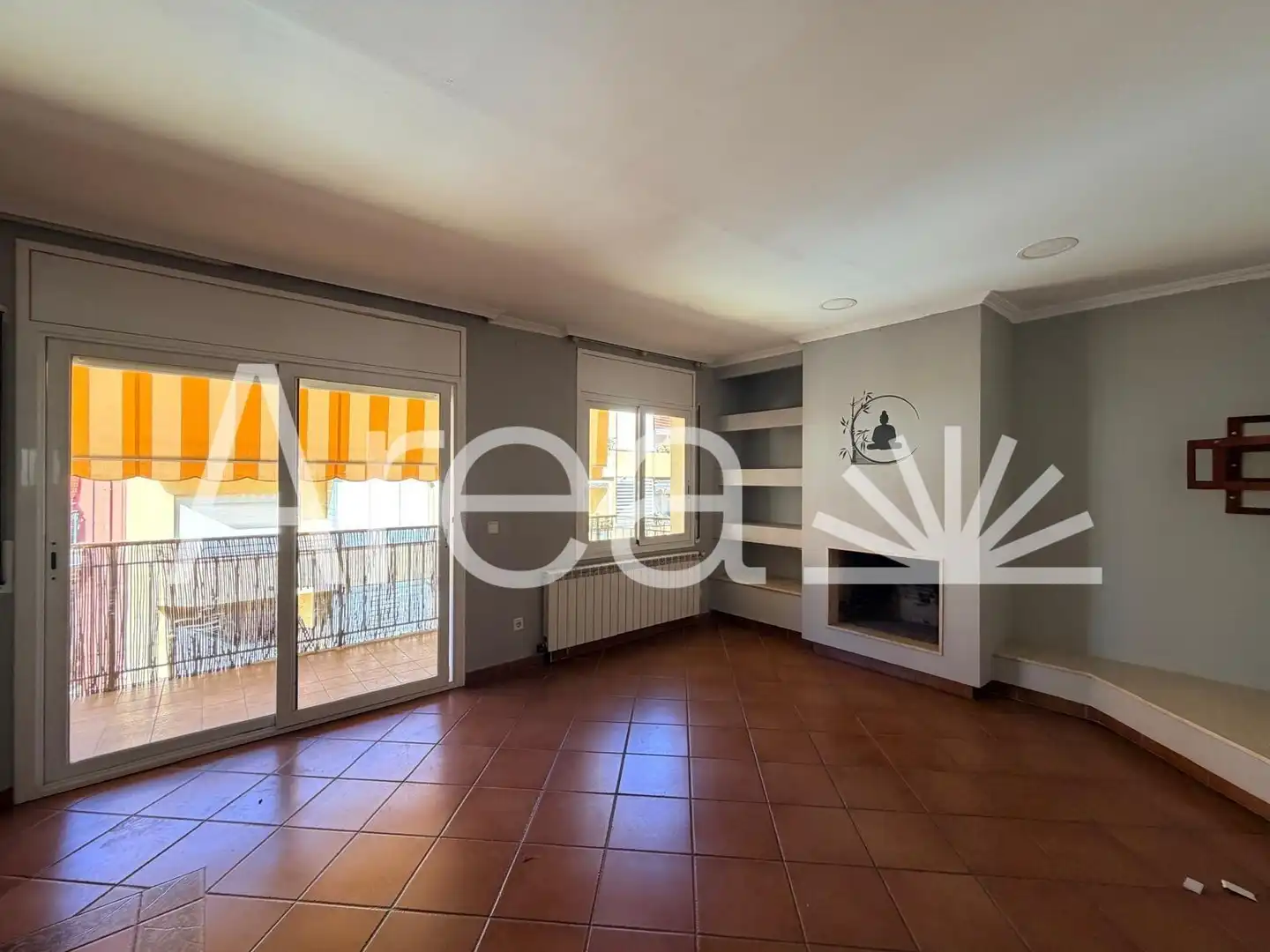 Wohnzimmer von Wohnung zum Verkauf in Pineda de Mar mit Klimaanlage, Heizung und Balkon