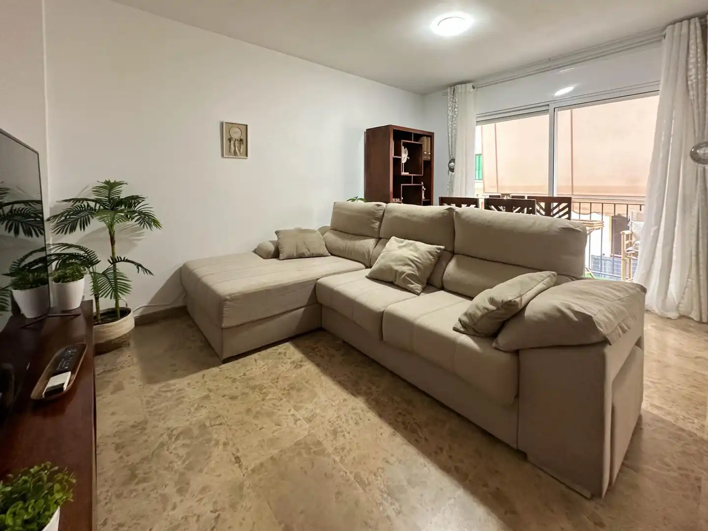 Wohnzimmer von Wohnung zur Miete in Vilanova i la Geltrú mit Klimaanlage, Möbliert und Balkon