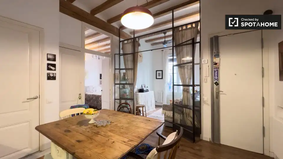 Piso de alquiler en El Raval