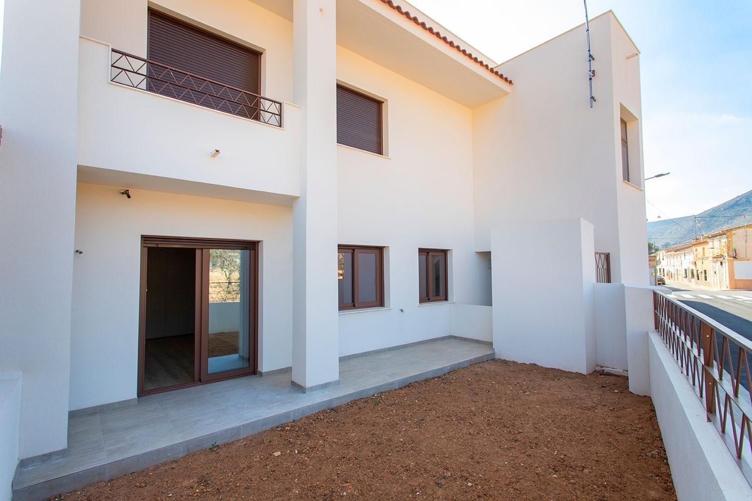 Exterior view of Single-family semi-detached for sale in Hondón de las Nieves / El Fondó de les Neus  with Private garden and Terrace