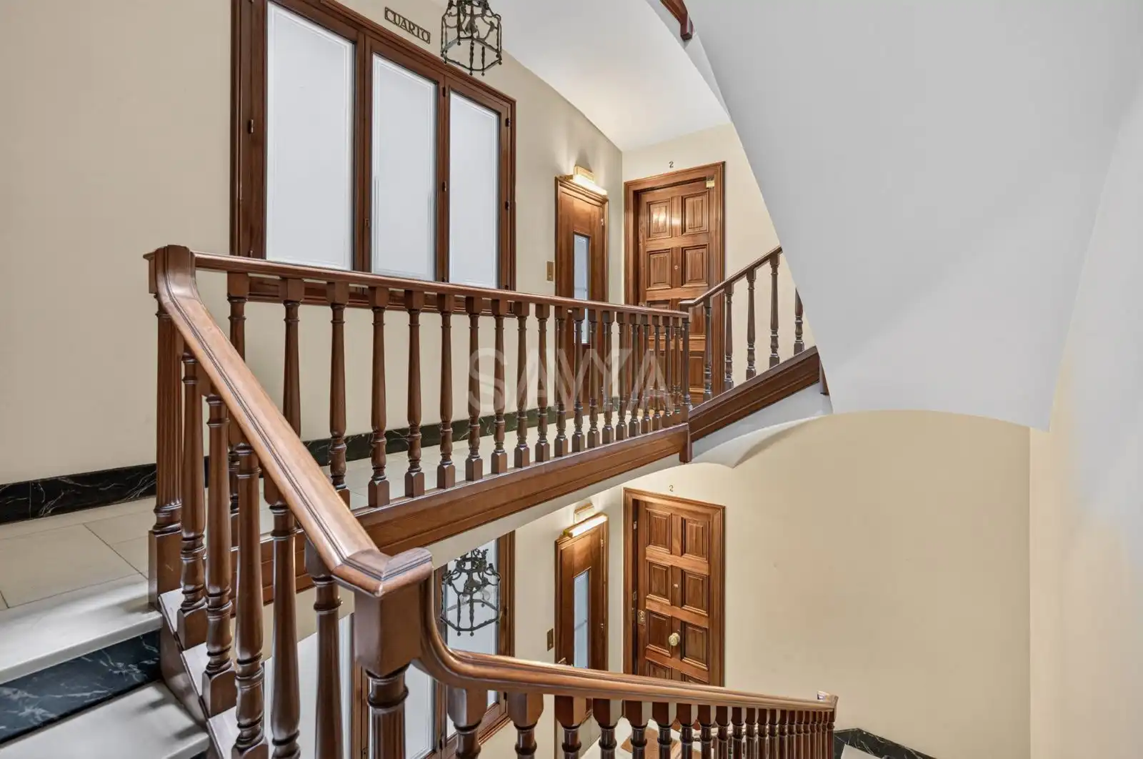 Piso en venta en Barcelona con Calefacción y Trastero