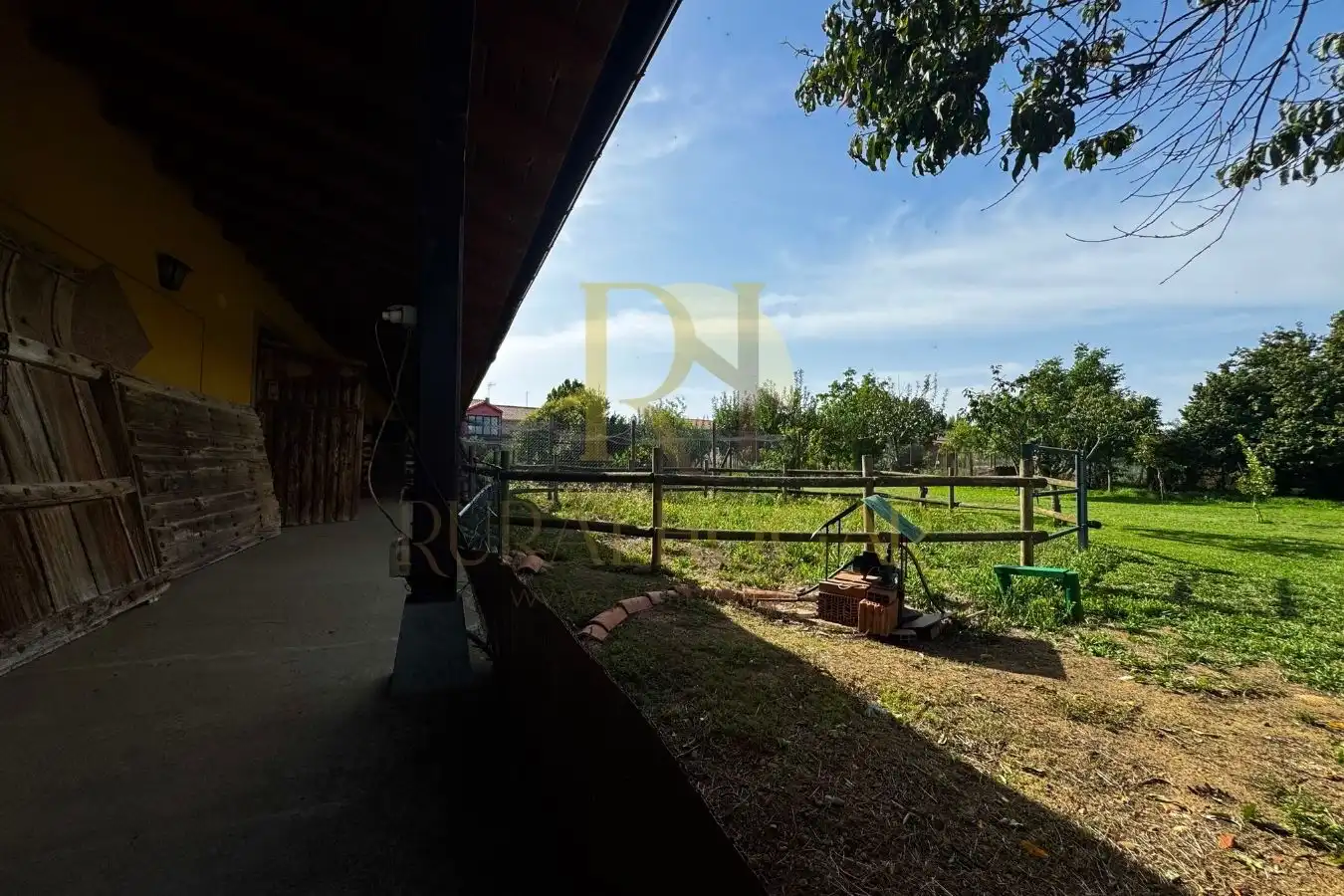 Vista exterior de Casa o chalet en venta en Valdepolo con Calefacción, Jardín privado y Terraza